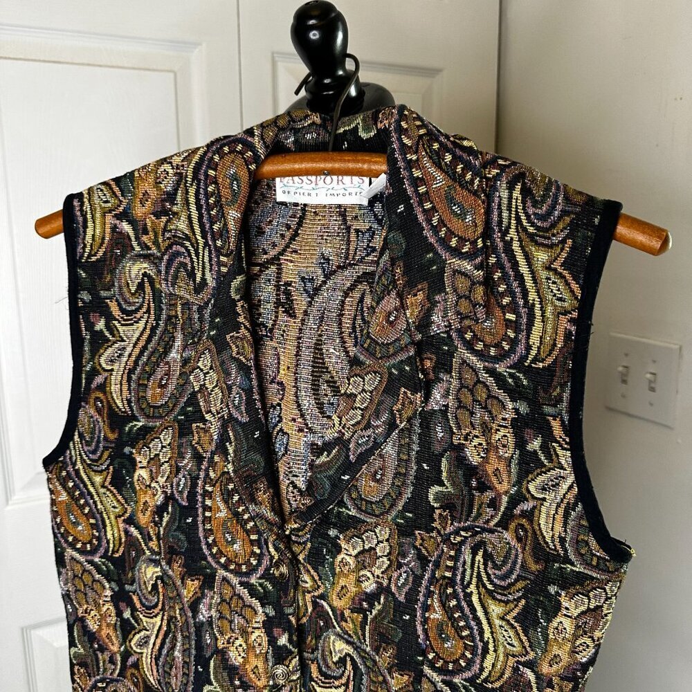 Vintage Passports Pier 1 Imports Tapestry Paisley Fringe Vest Size SMALL - Picture 2 of 6